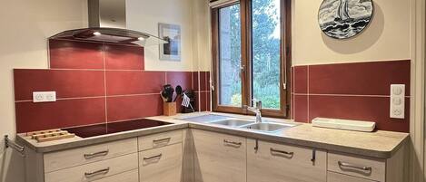 Kühlschrank, Ofen, Geschirrspüler, Toaster