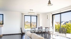 TV - 311 -Single storey house close to the beach (FREHEL)