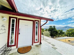 Exterior detail - Villa near Yosemite & bass lake w/Hot Tub/EVcharge (Oakhurst)