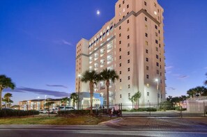 Exterior - Beautiful Sunset Views | South Harbour in Pensacola Beach | My Beach Getaways (Pensacola Beach)