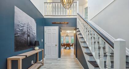 Notre Dame Dream – 4 mi to Campus & Hot Tub & Heated Pool & Fire Pit & Game Room