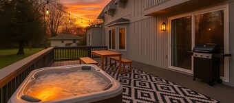 Notre Dame Dream – 4 mi to Campus & Hot Tub & Heated Pool & Fire Pit & Game Room