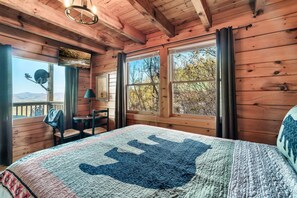 3 soverom, strykejern/-brett, reiseseng for barn og wi-fi (inkludert)