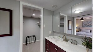 Towels, soap, shampoo, toilet paper