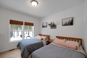 2 bedrooms, free WiFi, bed sheets