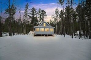 Exterior - Bear Lake Cottage: Peaceful, Pet-Friendly, and Adventure-Ready (Kalkaska)