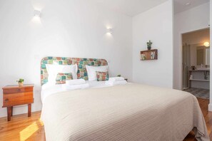 2 chambres, bureau, fer et planche à repasser, Wi-Fi gratuit