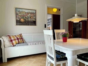 Dining - Charming holiday apartment in central Stege (Stege)