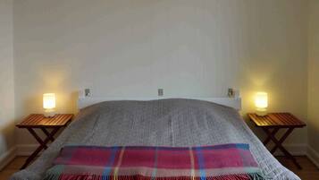 2 habitaciones, tabla de planchar con plancha y wifi gratis