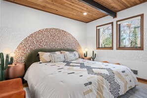 5 habitaciones, escritorio, tabla de planchar con plancha y wifi 