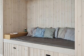 4 bedrooms, free WiFi - Lovely new-built cottage near sea (Aabenraa)