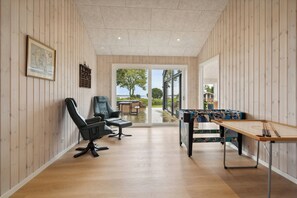 Game room - Lovely new-built cottage near sea (Aabenraa)