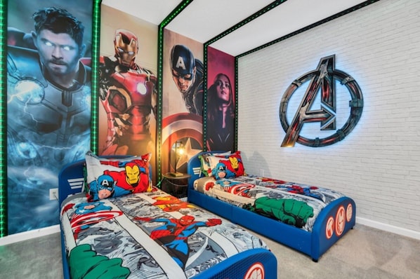 12 bedrooms, iron/ironing board, Internet, bed sheets