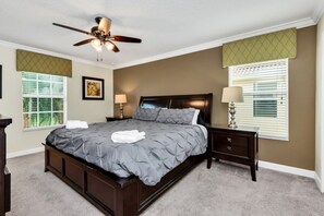 6 Schlafzimmer, Bügeleisen/Bügelbrett, WLAN, Bettwäsche