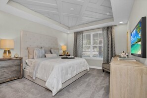 6 bedrooms, iron/ironing board, internet, bed sheets - Rent Your Dream Holiday Villa in One of Orlando's most Exclusive Resorts (Orlando)