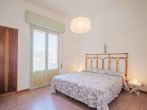3 Schlafzimmer, Bügeleisen/Bügelbrett, WLAN