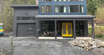 New Vacation Home near Mt Rainier. We now have Wi-Fi. We do not allow pets.