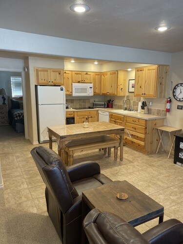 Ski in ski out cozy condo retreat!