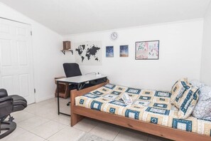3 dormitorios, escritorio, wifi y ropa de cama