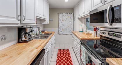 Sunnyside Bay · Pet friendly Sunnyside Bay