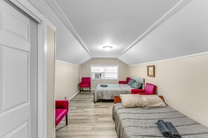 4 chambres, bureau, Wi-Fi, draps fournis