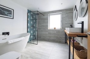 Shower, towels