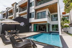 Terrace/patio - Attractive SeaView 4br Private PoolVilla (Rawai)