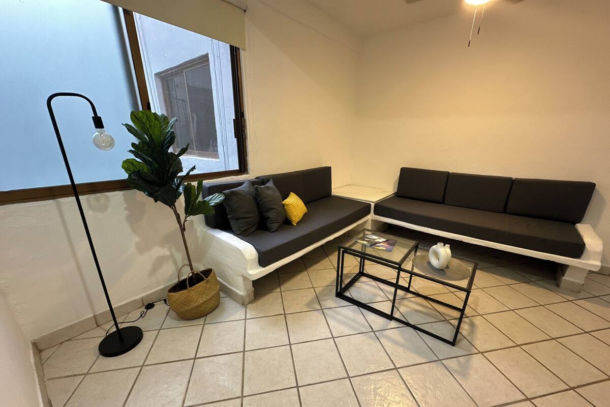 Romantic Condo, 1 Bedroom | Living area