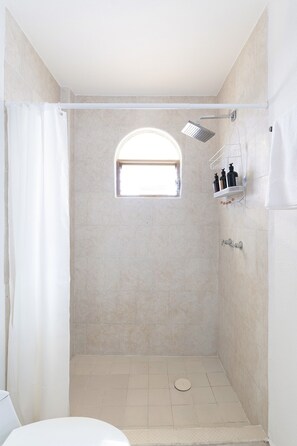 Appartement Deluxe, 1 chambre, en bord de plage | Salle de bain