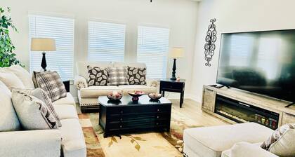 Your Summer Oasis Awaits!