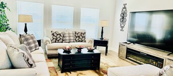 Your Summer Oasis Awaits!