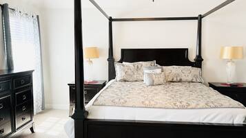 4 bedrooms, iron/ironing board, free WiFi, bed sheets