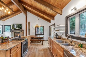 Fridge, microwave, oven, stovetop - Stylish 3BR Near Trails w/ Hot Tub! (Tahoe City)