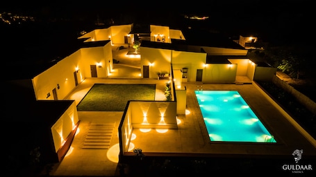 Indoor pool, seasonal outdoor pool