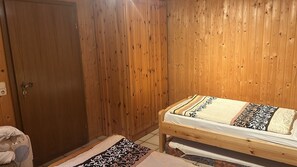 1 makuuhuone, ilmainen Wi-Fi, vuodevaatteet