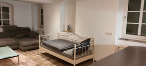 Living area - Apartment 'Käfer' with Wi-Fi (Waldbrunn)