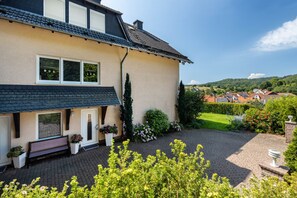 Exterior - Holiday Apartment "Fasse" with Private Terrace and Wi-Fi (Uslar)