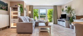 Holiday Apartment "Fasse" with Private Terrace & Wi-Fi