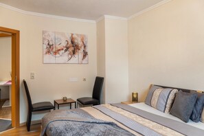 2 bedrooms, free WiFi, bed sheets - Apartment "Bergtraum Ried – Type 1" with Mountain View, Shared Garden and Wi-Fi (Ried im Oberinntal)