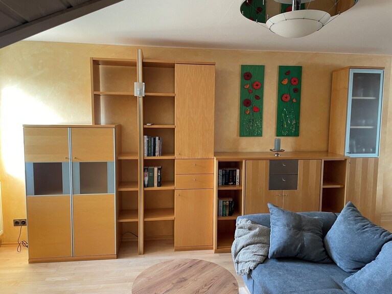Große Ferienwohnung Mit 3 Schlafzimmern - Hof