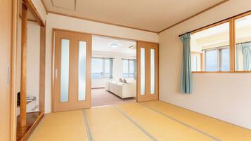 Ocean Junior Suite + Bedrock bath, Non Smoking | Free WiFi