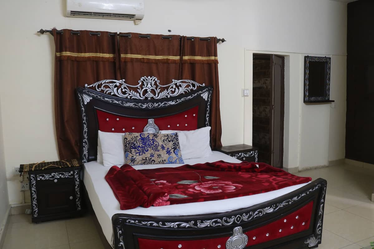 Deluxe Room | 1 bedroom, free WiFi