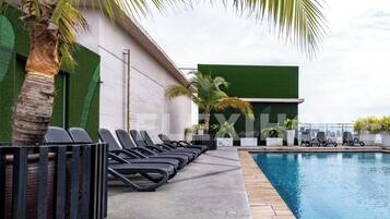 Piscina en la azotea