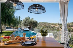 Villa | 4 sovrum och gratis barnsängar