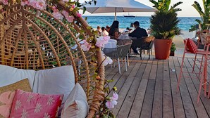 Unclassified image, 2 of 38, button - Villa Les Margoutons – Family-friendly villa with heated private pool, sea view and large garden near Cannes (Tanneron)