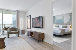 Apartment | 1 bedroom - Cloud 9 - Amenities 24 7 Security Location (Miami)