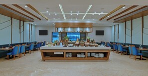 Daily buffet breakfast for a fee - The Orchid Jamnagar (Jamnagar)