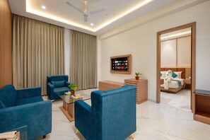 Suite | Skrivbord, gratis wi-fi och sängkläder