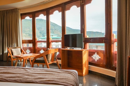 Premium Room | 1 bedroom, Egyptian cotton sheets, premium bedding, down comforters