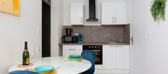 Chic & cozy: 45m2 apartment with jacuzzi in historical center 